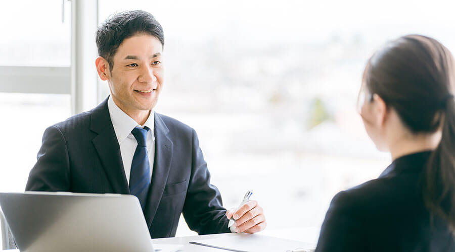 メンター制度とは？目的と企業成功事例、導入には研修実施も重要